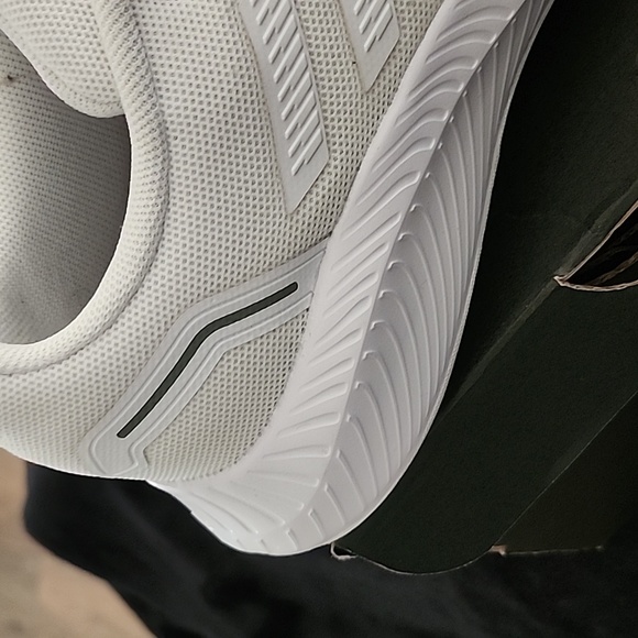 ADIDAS  RUNFALCON - Picture 3 of 7